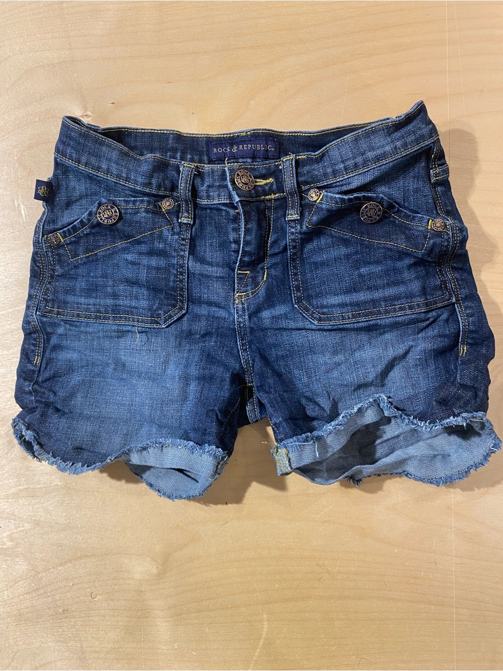 Rock & Republic Dark Blue Denim Cutoff Shorts 6 (U)